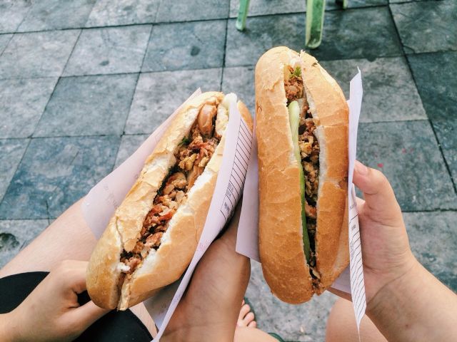 Bánh mì mang đi